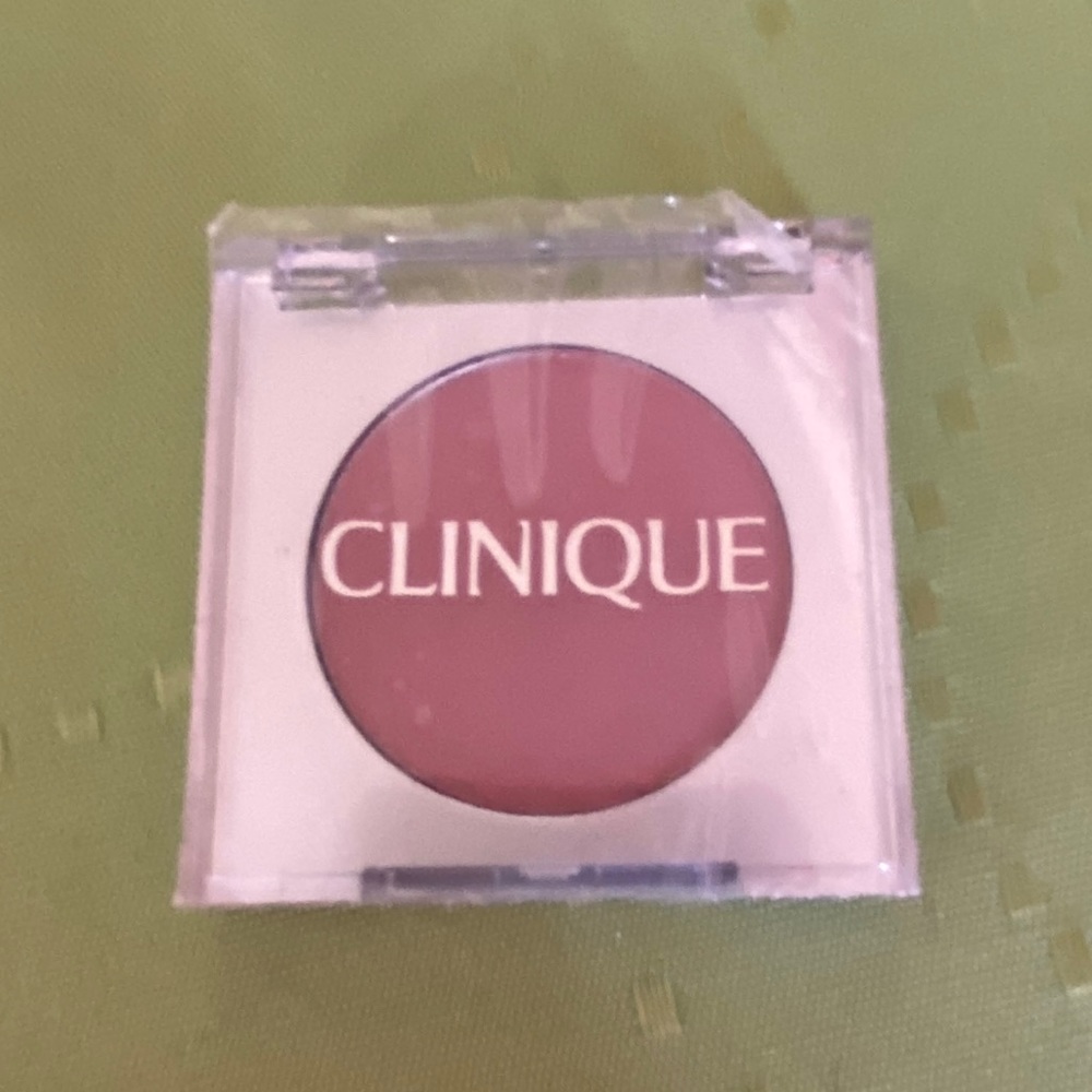 Blush - smoldering plum